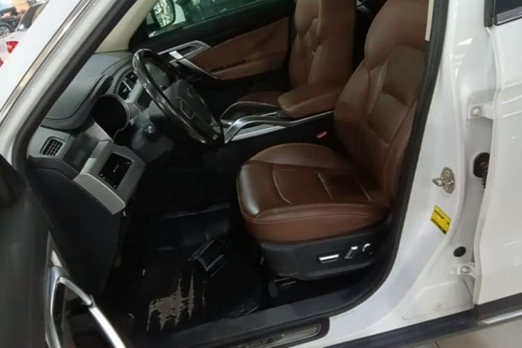 Used Geely Auto Emgrand X7 Sport 2016 1.8TD Automatic ZhiZun Version Left Front Seat