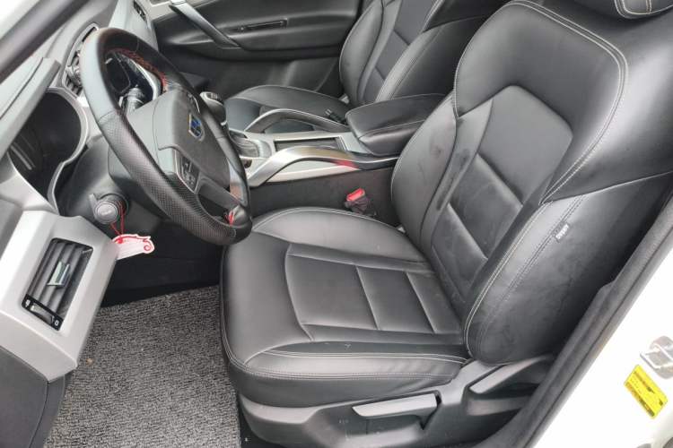Used Geely Auto Emgrand X7 Sport 2016 2.0L Manual Smart Connect Version Left Front Seat