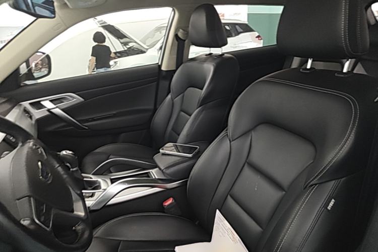 Used Geely Auto Emgrand X7 Sport 2016 2.0L Manual ZhiShang Version Left Front Seat