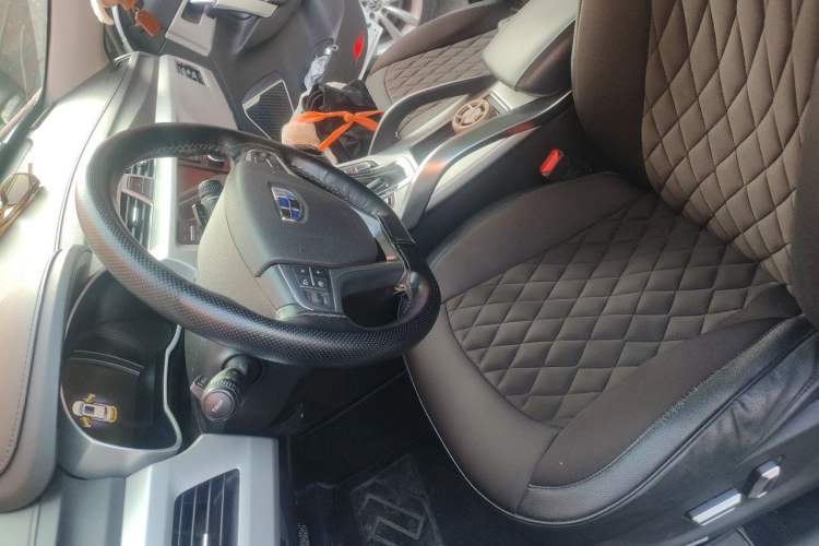 Used Geely Auto Emgrand X7 Sport 2016 1.8TD Automatic Smart Model Left Front Seat