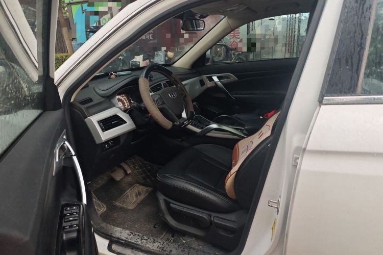 Used Geely Auto Emgrand X7 Sport 2016 1.8TD Automatic Smart Connectivity Version Left Front Seat