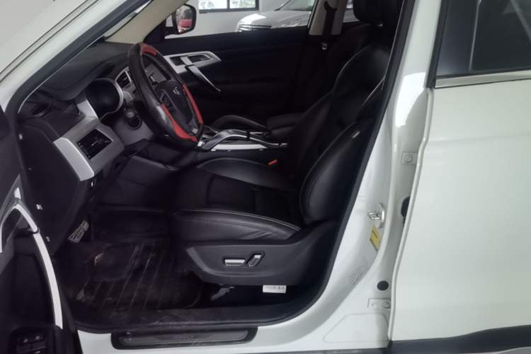 Used Geely Auto Emgrand X7 Sport 2016 1.8TD Automatic Smart Model Left Front Seat