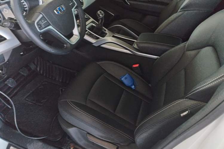 Used Geely Auto Emgrand X7 Sport 2016 1.8TD Manual ZhiShang Model Left Front Seat