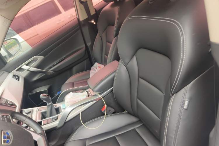 Used Geely Auto Emgrand X7 Sport 2016 2.0L Manual Smart Connect Version Left Front Seat