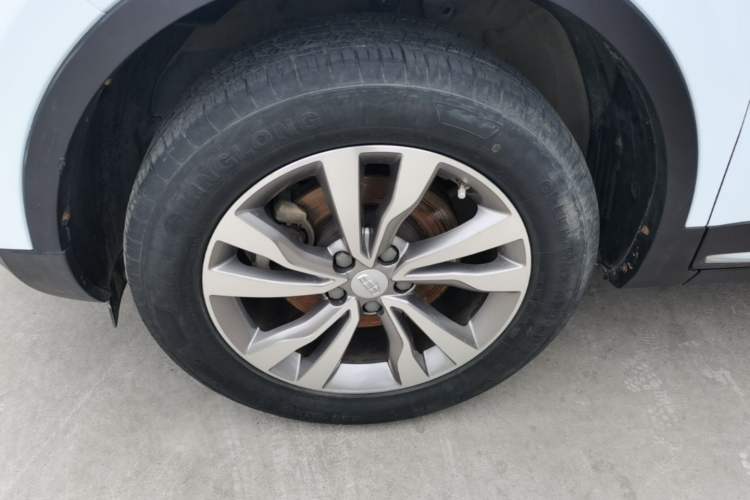 Used Geely Auto Emgrand X7 Sport 2016 1.8TD Automatic Smart Connectivity Version Left Front Wheel Hub