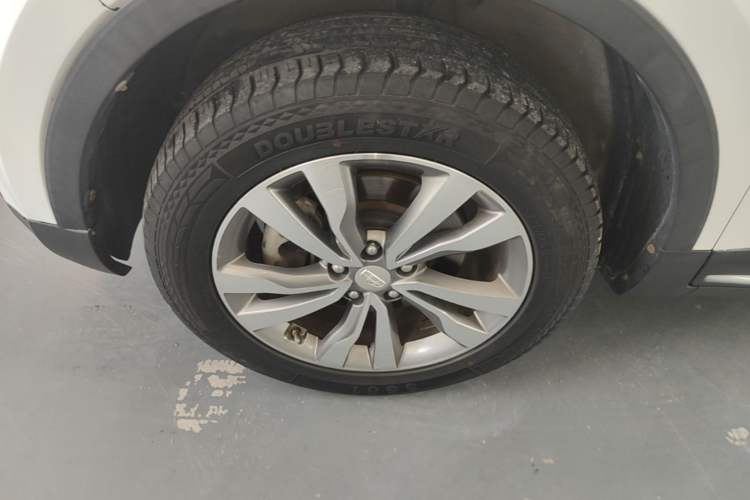 Used Geely Auto Emgrand X7 Sport 2016 1.8TD Automatic ZhiShang Model Left Front Wheel Hub