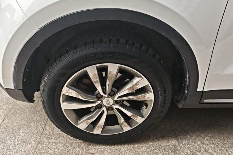 Used Geely Auto Emgrand X7 Sport 2016 1.8TD Automatic ZhiZun Version Left Front Wheel Hub
