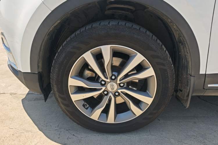 Used Geely Auto Emgrand X7 Sport 2016 1.8TD Automatic ZhiZun Version Left Front Wheel Hub