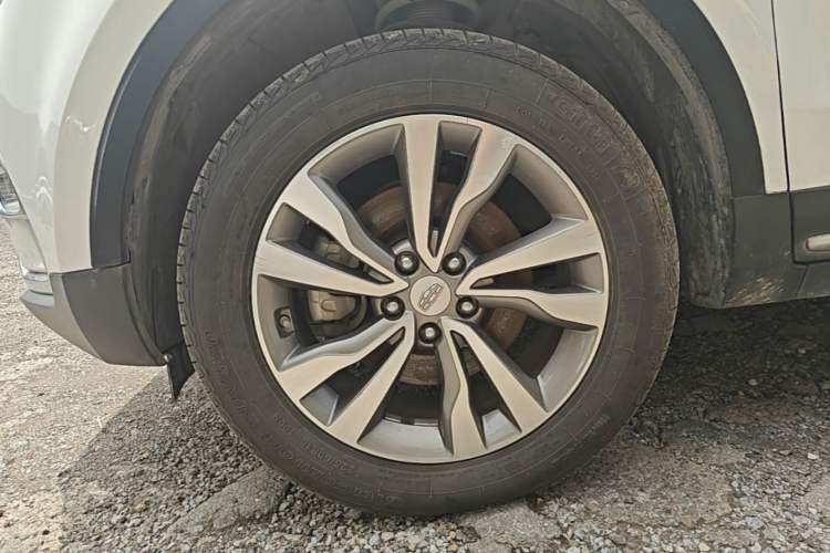Used Geely Auto Emgrand X7 Sport 2016 2.0L Manual Smart Connect Version Left Front Wheel Hub