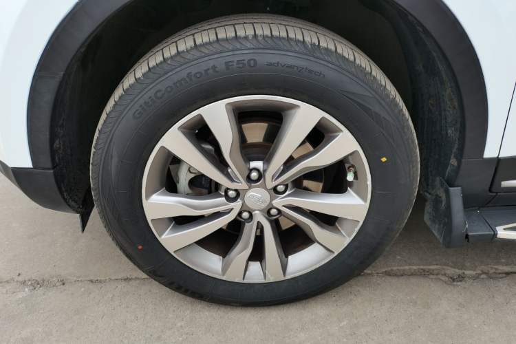 Used Geely Auto Emgrand X7 Sport 2016 1.8TD Automatic Smart Connectivity Version Left Front Wheel Hub