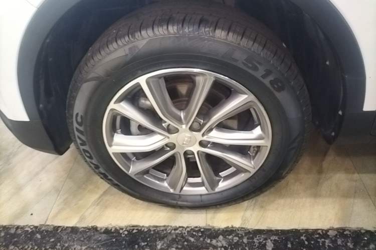 Used Geely Auto Emgrand X7 Sport 2016 1.8TD Automatic ZhiShang Model Left Front Wheel Hub
