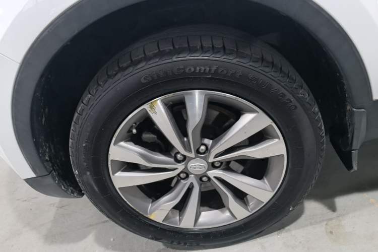 Used Geely Auto Emgrand X7 Sport 2016 1.8TD Automatic ZhiZun Version Left Front Wheel Hub
