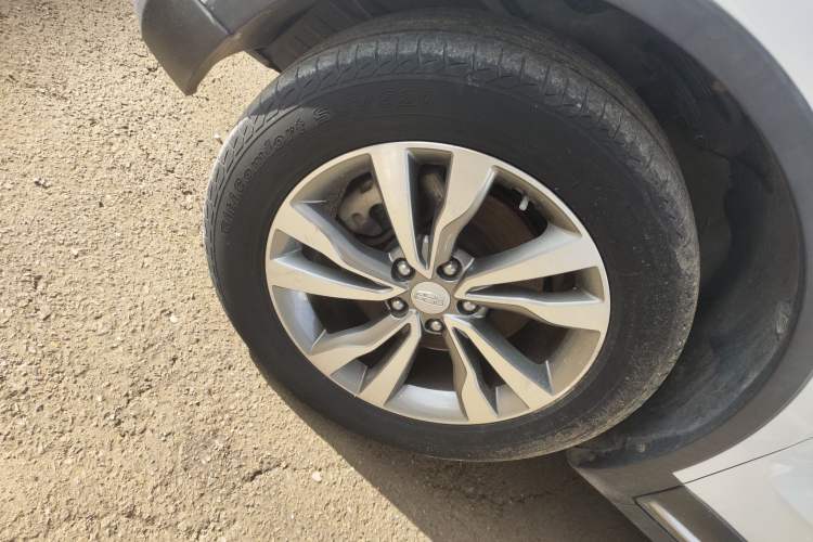 Used Geely Auto Emgrand X7 Sport 2016 2.0L Manual Smart Connect Version Left Front Wheel Hub