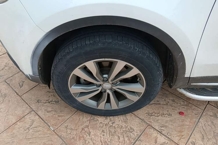 Used Geely Auto Emgrand X7 Sport 2016 1.8TD Automatic Smart Connectivity Version Left Front Wheel Hub