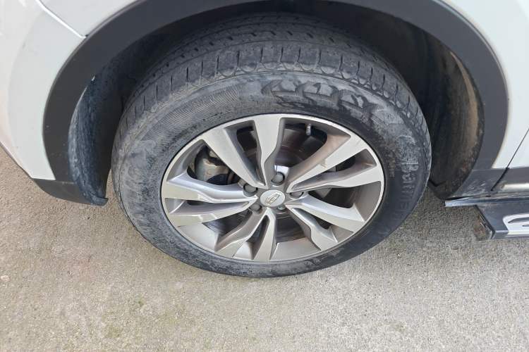 Used Geely Auto Emgrand X7 Sport 2016 1.8TD Automatic Smart Connectivity Version Left Front Wheel Hub