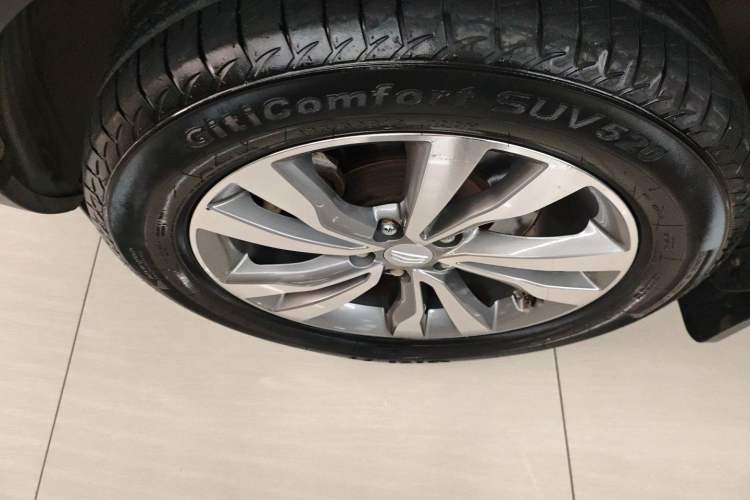 Used Geely Auto Emgrand X7 Sport 2016 1.8TD Automatic ZhiZun Version Left Front Wheel Hub