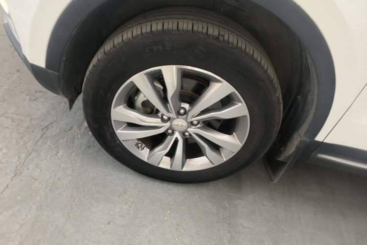 Used Geely Auto Emgrand X7 Sport 2016 1.8TD Automatic ZhiZun Version Left Front Wheel Hub
