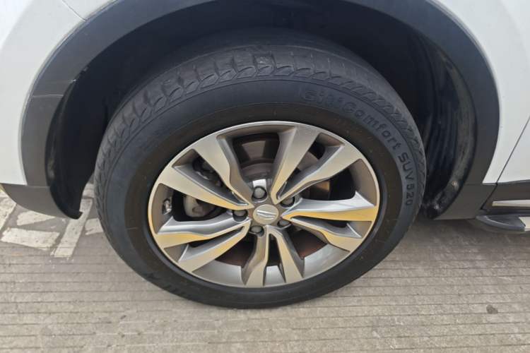 Used Geely Auto Emgrand X7 Sport 2016 1.8TD Automatic Smart Model Left Front Wheel Hub