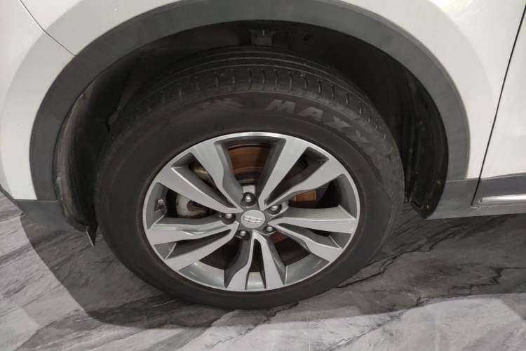 Used Geely Auto Emgrand X7 Sport 2016 1.8TD Automatic ZhiZun Version Left Front Wheel Hub