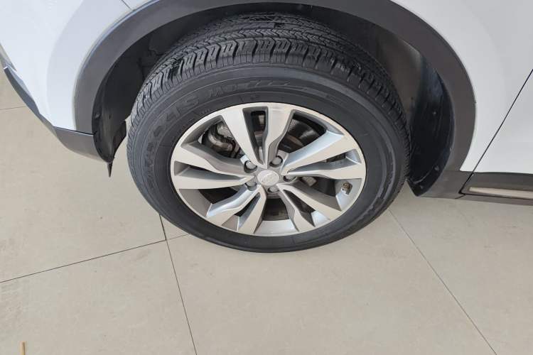 Used Geely Auto Emgrand X7 Sport 2016 1.8TD Automatic ZhiShang Model Left Front Wheel Hub