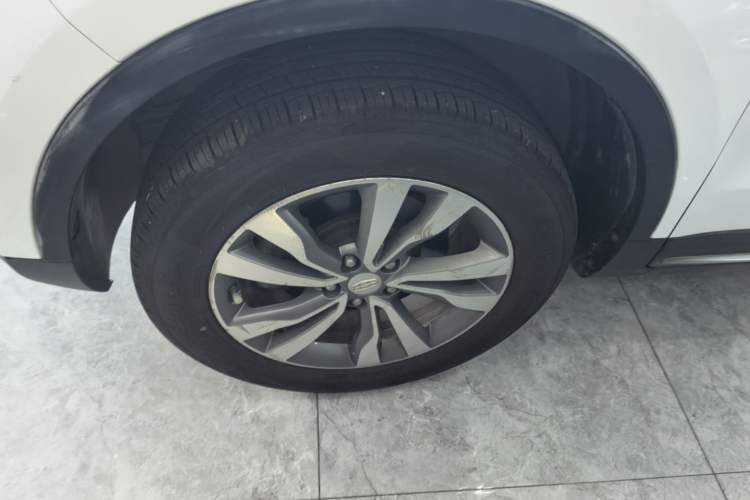 Used Geely Auto Emgrand X7 Sport 2016 2.0L Manual Smart Connect Version Left Front Wheel Hub