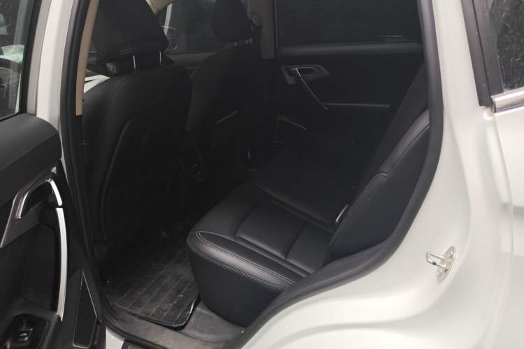 Used Geely Auto Emgrand X7 Sport 2016 1.8TD Automatic ZhiShang Model Left Rear Seat