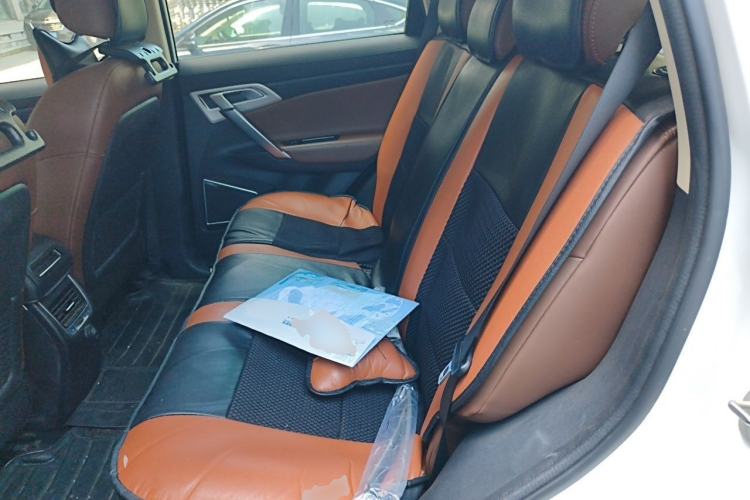 Used Geely Auto Emgrand X7 Sport 2016 1.8TD Automatic ZhiZun Version Left Rear Seat