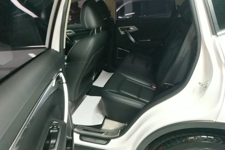 Used Geely Auto Emgrand X7 Sport 2016 1.8TD Automatic ZhiShang Model Left Rear Seat