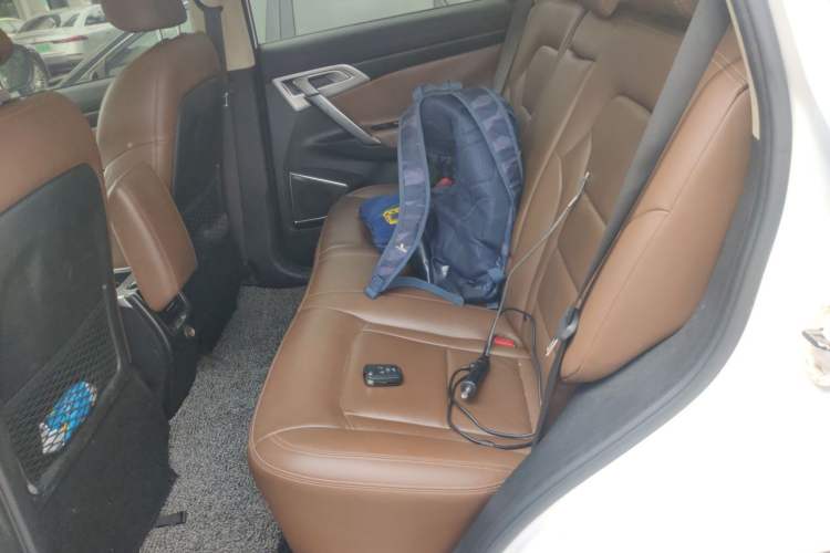 Used Geely Auto Emgrand X7 Sport 2016 1.8TD Automatic Smart Model Left Rear Seat