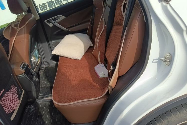 Used Geely Auto Emgrand X7 Sport 2016 1.8TD Automatic ZhiZun Version Left Rear Seat