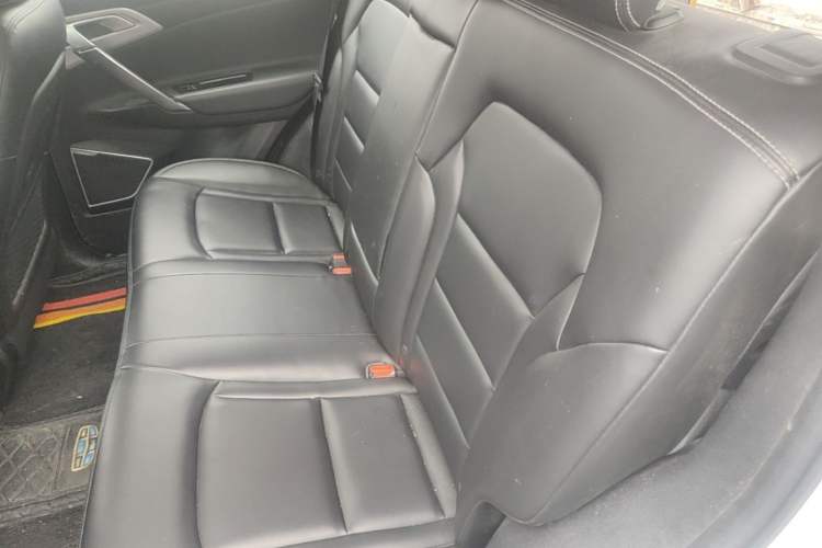 Used Geely Auto Emgrand X7 Sport 2016 1.8TD Automatic Smart Model Left Rear Seat