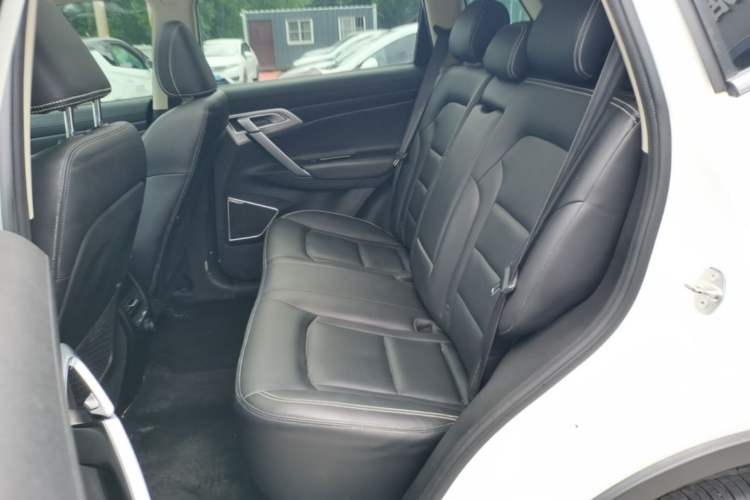 Used Geely Auto Emgrand X7 Sport 2016 1.8TD Automatic Smart Connectivity Version Left Rear Seat