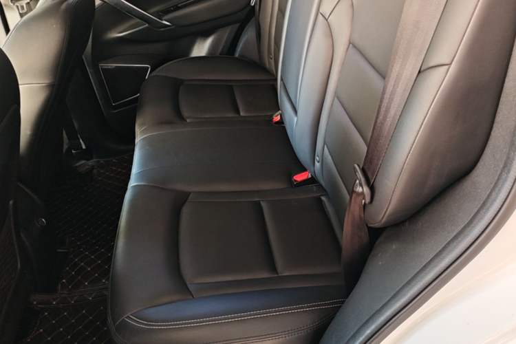 Used Geely Auto Emgrand X7 Sport 2016 2.0L Manual Smart Connect Version Left Rear Seat