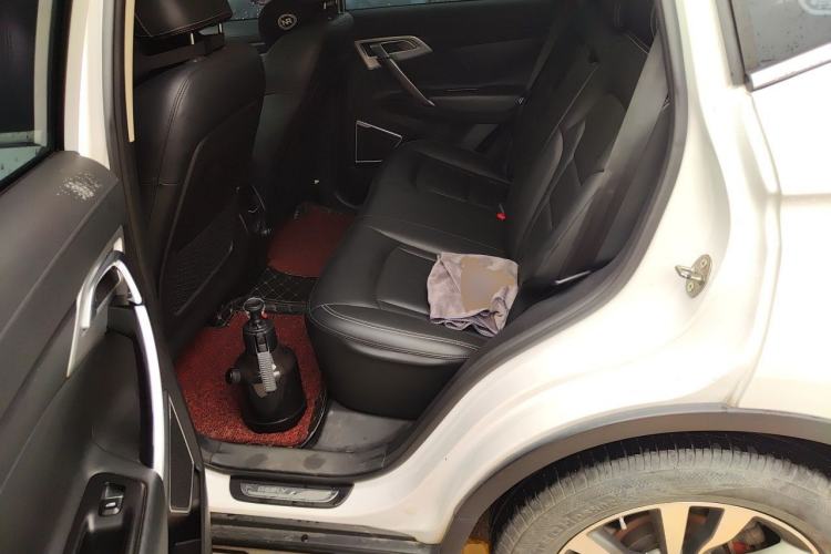 Used Geely Auto Emgrand X7 Sport 2016 1.8TD Automatic Smart Connectivity Version Left Rear Seat
