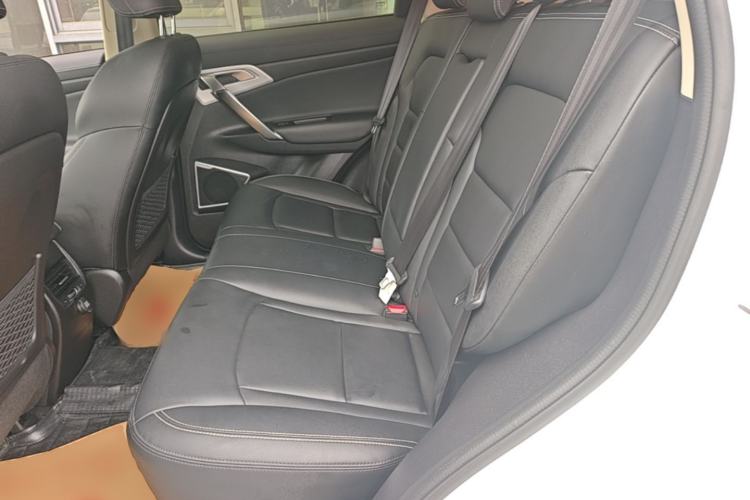 Used Geely Auto Emgrand X7 Sport 2016 1.8TD Automatic ZhiShang Model Left Rear Seat
