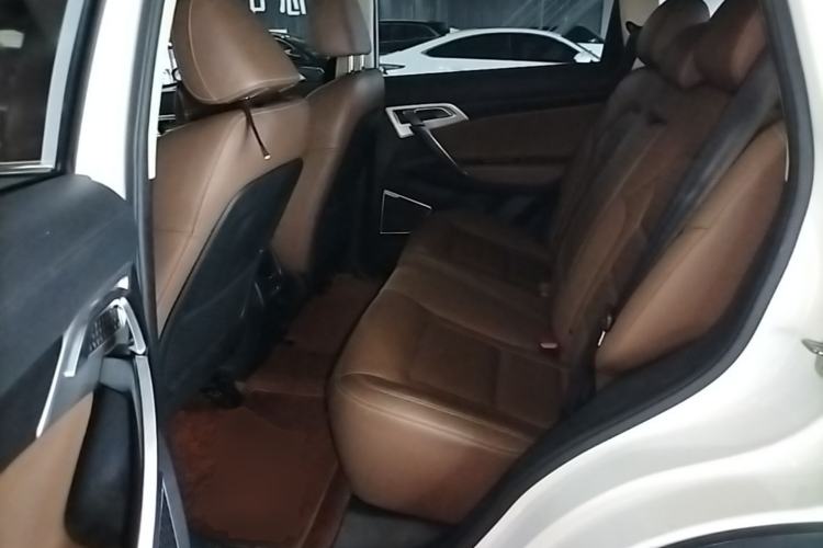 Used Geely Auto Emgrand X7 Sport 2016 1.8TD Automatic ZhiZun Version Left Rear Seat