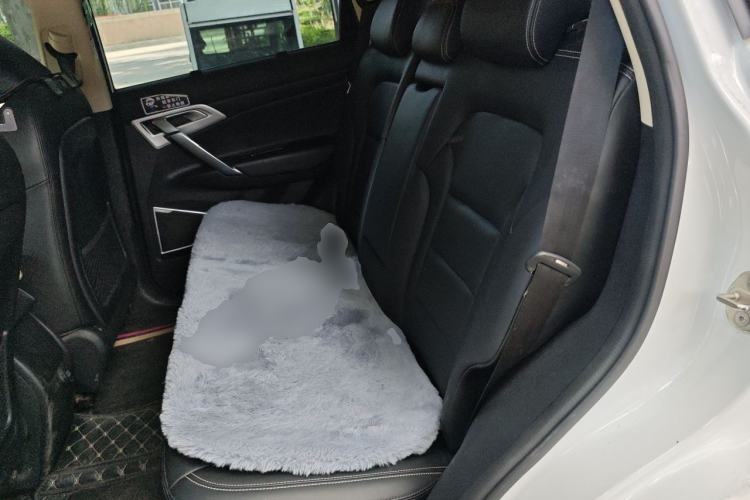 Used Geely Auto Emgrand X7 Sport 2016 2.0L Manual Smart Connect Version Left Rear Seat
