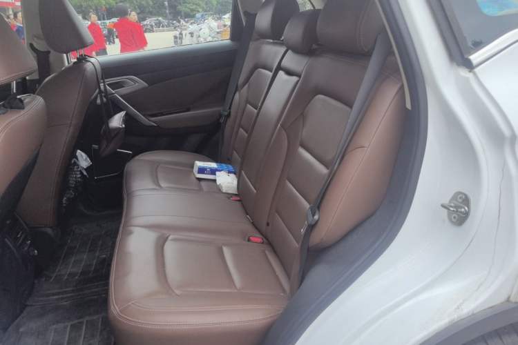 Used Geely Auto Emgrand X7 Sport 2016 1.8TD Automatic ZhiZun Version Left Rear Seat