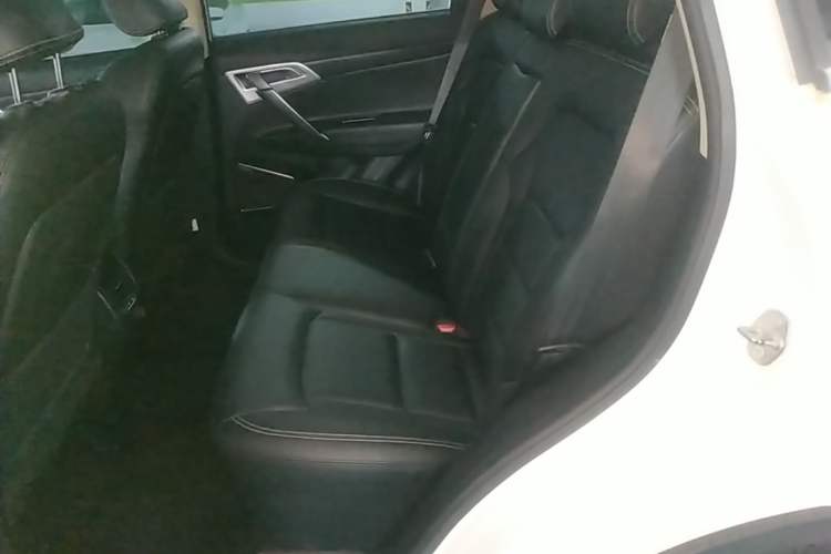 Used Geely Auto Emgrand X7 Sport 2016 1.8TD Automatic Smart Model Left Rear Seat