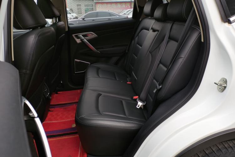 Used Geely Auto Emgrand X7 Sport 2016 1.8TD Automatic Smart Connectivity Version Left Rear Seat