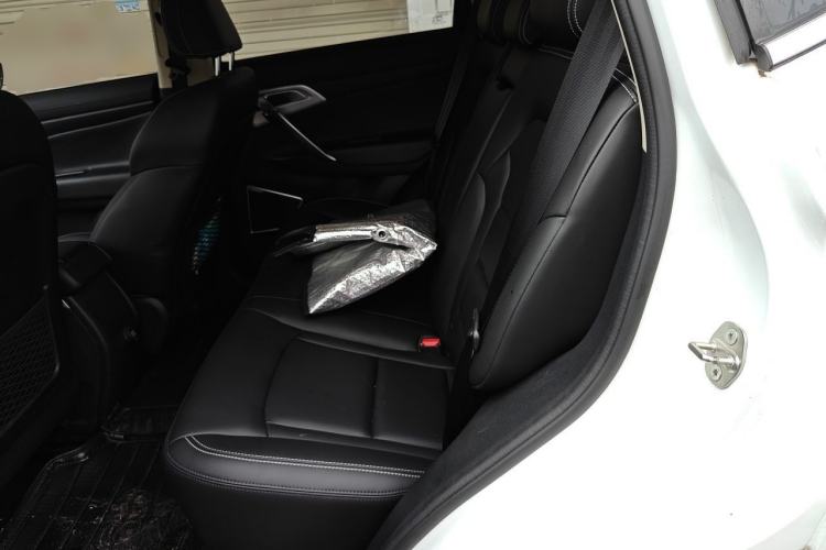 Used Geely Auto Emgrand X7 Sport 2016 2.0L Manual ZhiShang Version Left Rear Seat