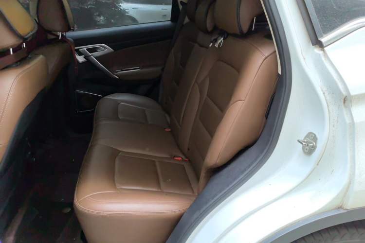 Used Geely Auto Emgrand X7 Sport 2016 1.8TD Automatic ZhiZun Version Left Rear Seat