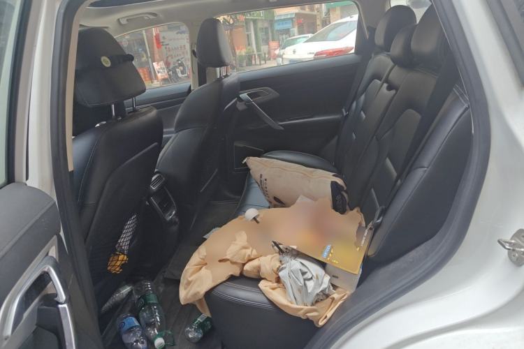 Used Geely Auto Emgrand X7 Sport 2016 1.8TD Automatic Smart Model Left Rear Seat