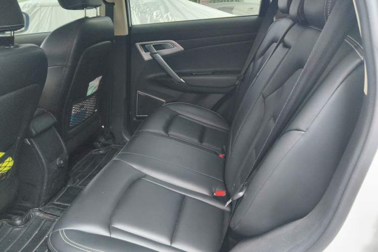 Used Geely Auto Emgrand X7 Sport 2016 2.0L Manual ZhiShang Version Left Rear Seat
