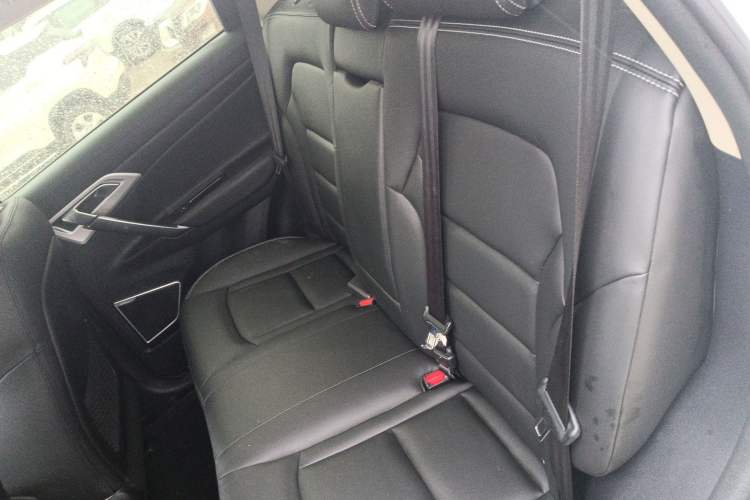 Used Geely Auto Emgrand X7 Sport 2016 1.8TD Automatic ZhiShang Model Left Rear Seat