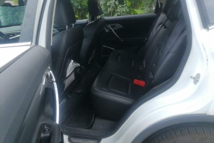 Used Geely Auto Emgrand X7 Sport 2016 1.8TD Automatic Smart Model Left Rear Seat