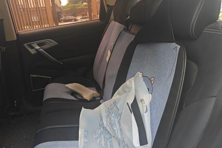 Used Geely Auto Emgrand X7 Sport 2016 2.0L Manual ZhiShang Version Left Rear Seat