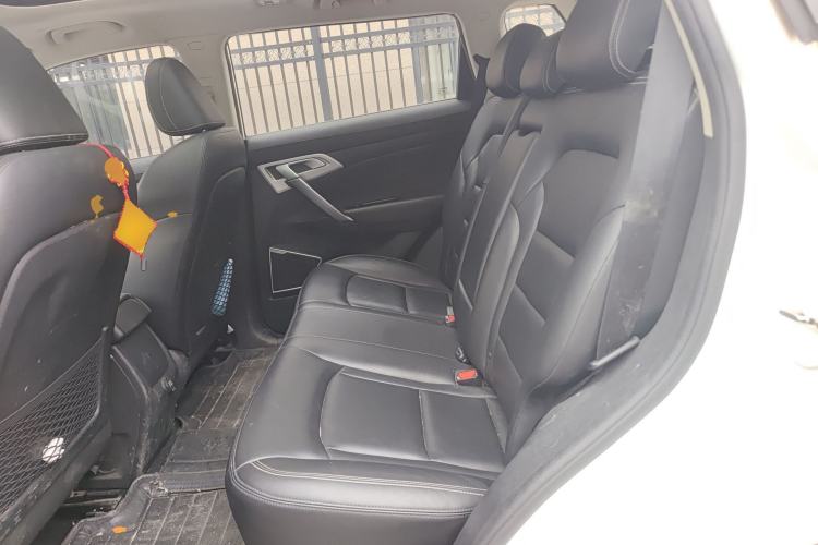 Used Geely Auto Emgrand X7 Sport 2016 2.0L Manual ZhiShang Version Left Rear Seat