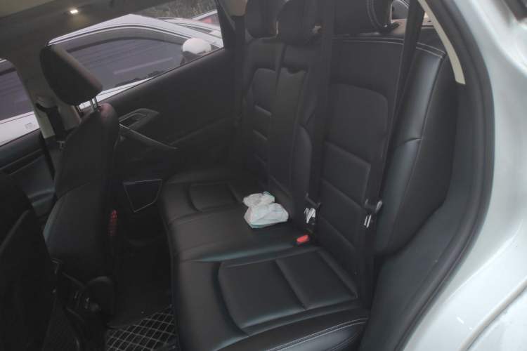 Used Geely Auto Emgrand X7 Sport 2016 1.8TD Automatic Smart Model Left Rear Seat