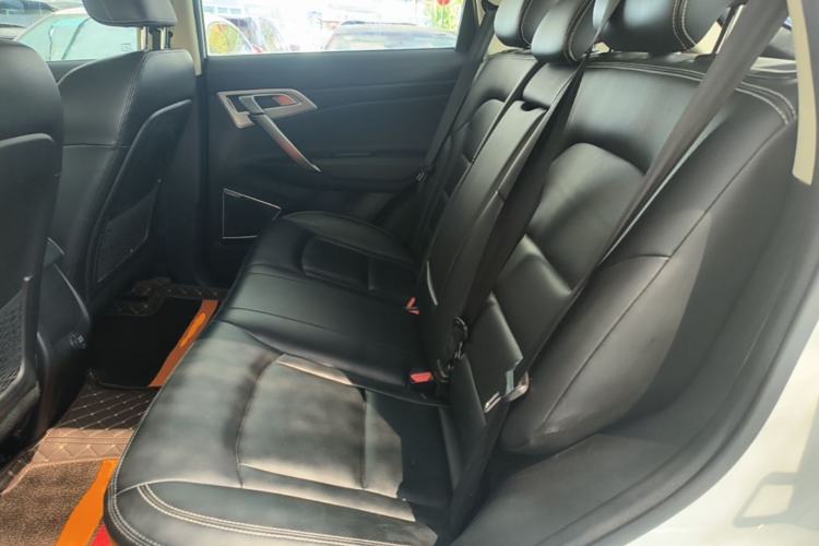 Used Geely Auto Emgrand X7 Sport 2016 2.0L Manual ZhiShang Version Left Rear Seat